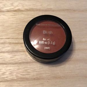 Blush container